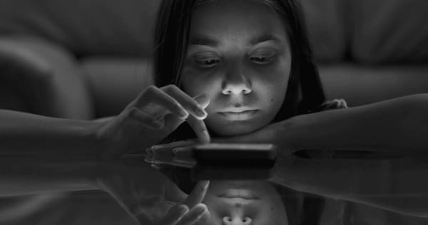 FATIGA DIGITAL EN AUMENTO: CLAVES PARA REDUCIR EL IMPACTO DEL USO EXCESIVO DE TECNOLOGÍA